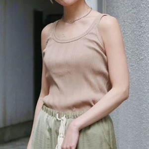 冬のさ春のね 杉咲花「トップス」