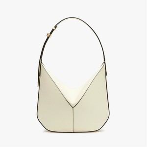 リブート 戸田恵梨香「バッグ」