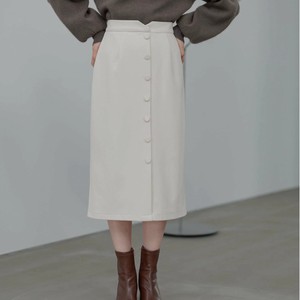 おコメの女 長濱ねる「スカート」